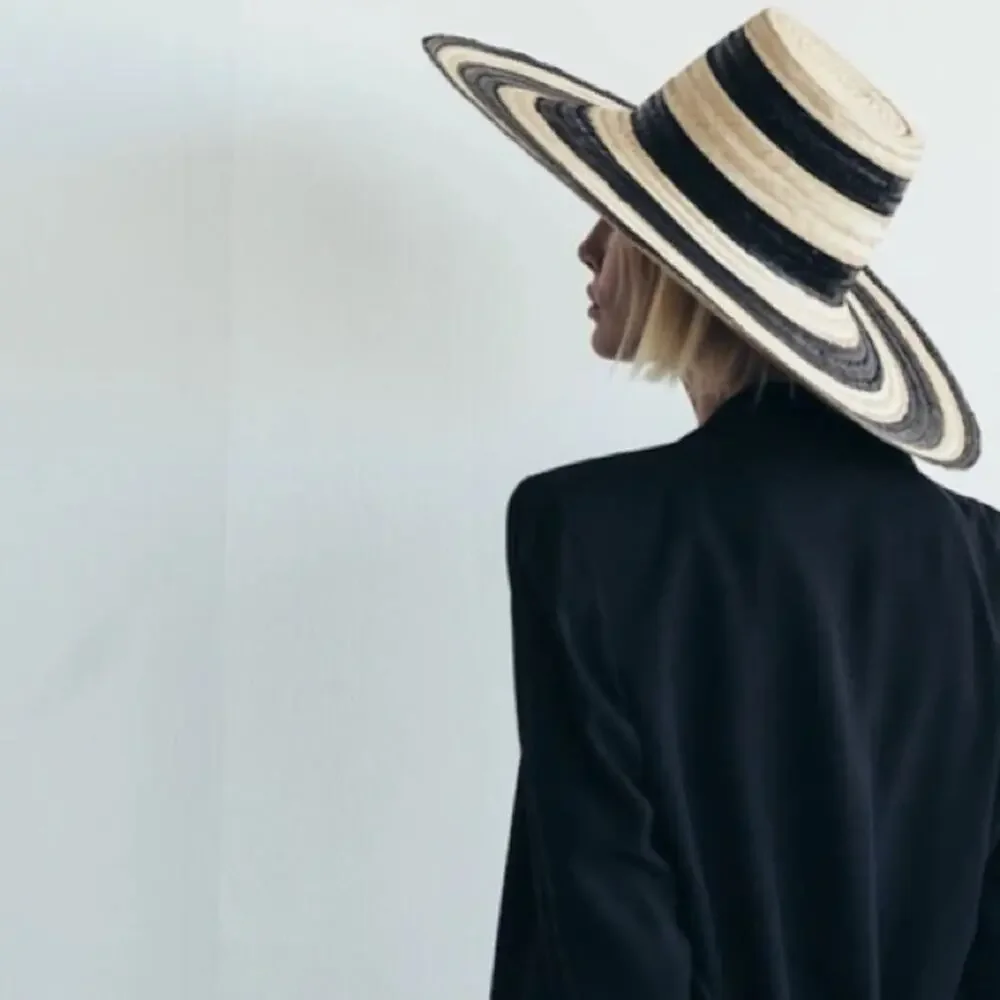 Janessa Leone Eloise Straw Hat Oversized Black Striped‎ Large